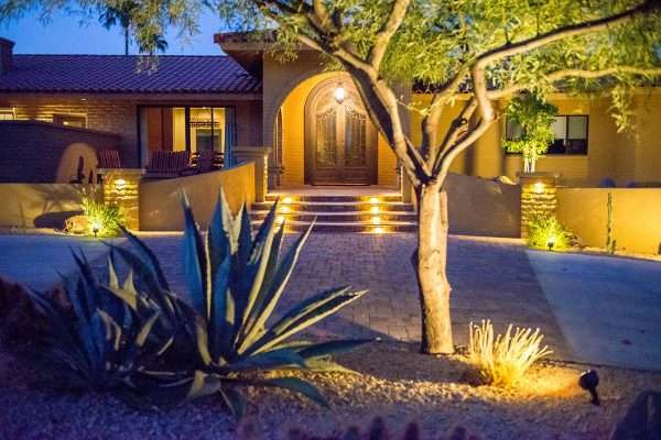 Lighting – Mohrhauser front yard lighting